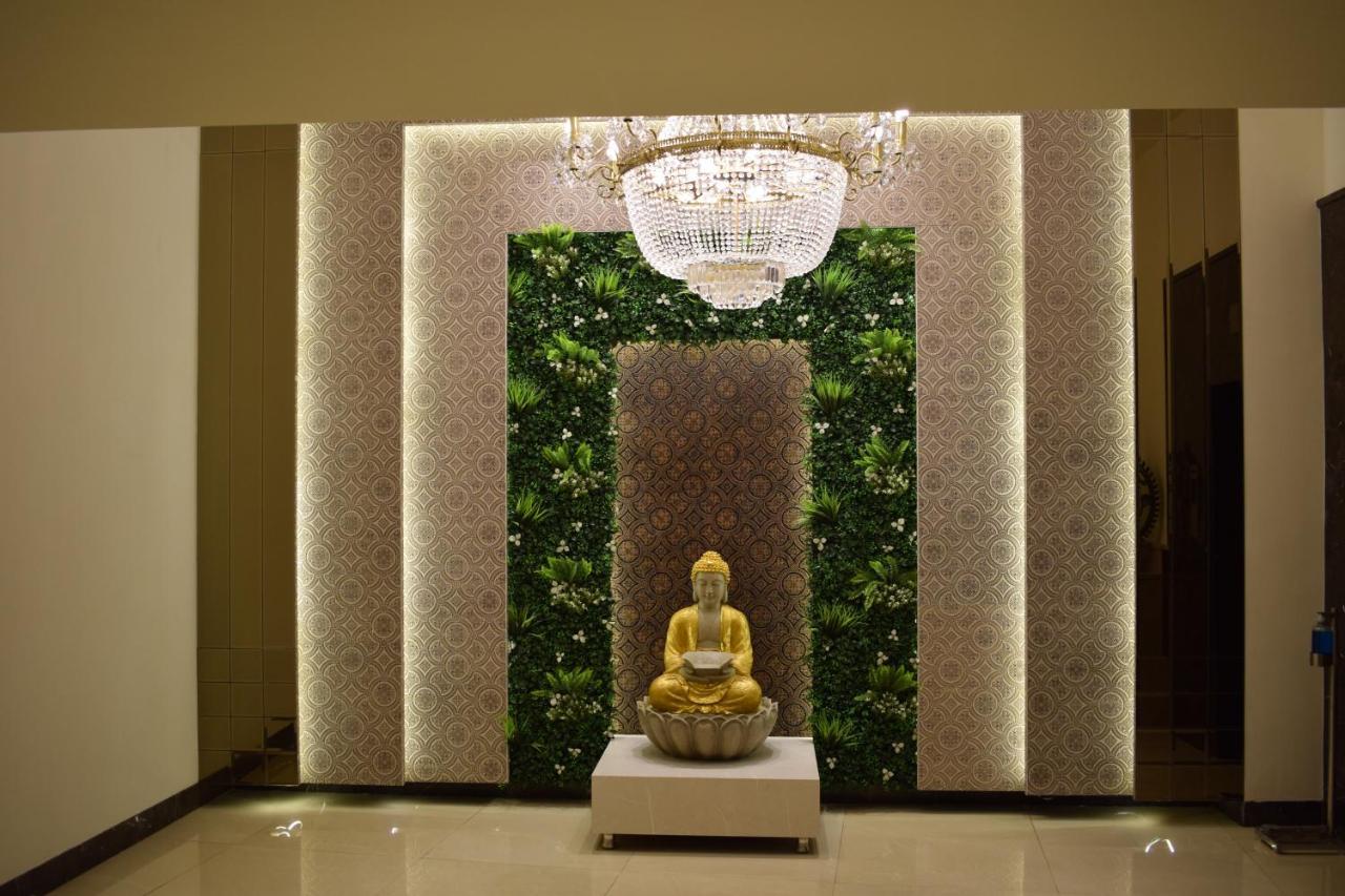 Hotel Ambica Katra מראה חיצוני תמונה
